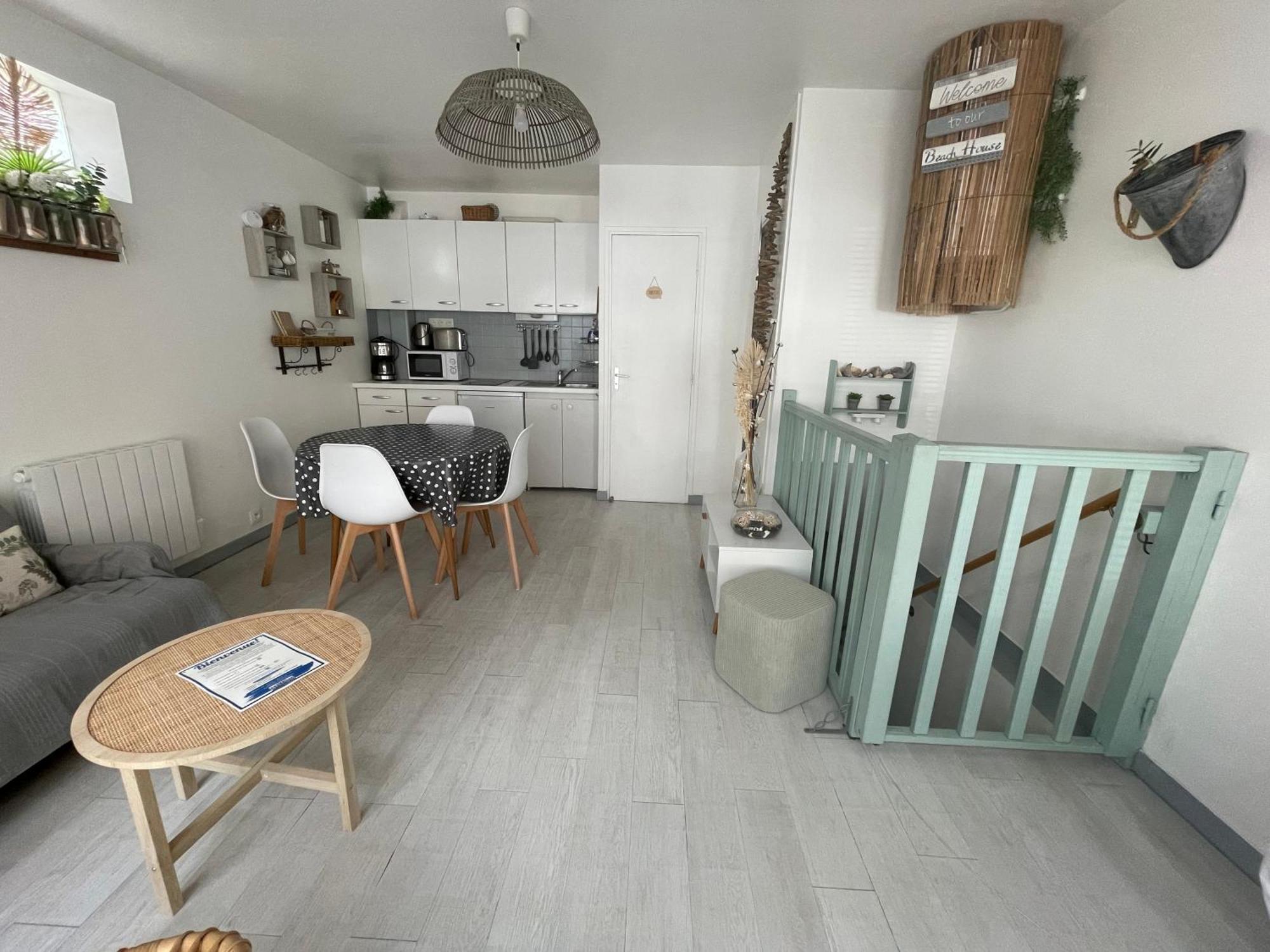 Houlgate Souplex 50M Plage Et Commerces المظهر الخارجي الصورة